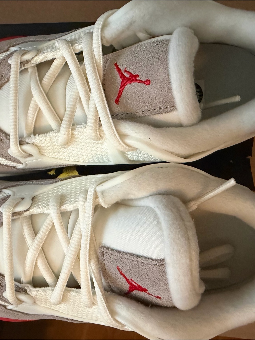 Jordan 4 RM Kids  Sneakers in White and Red